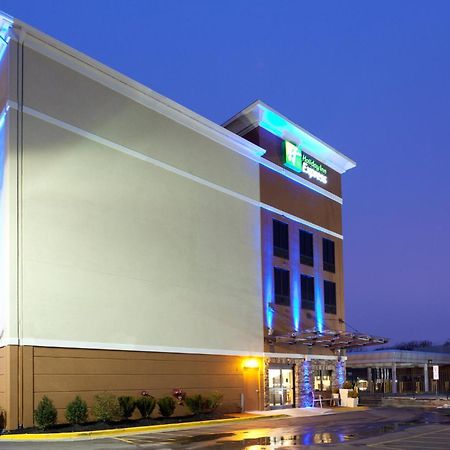 Holiday Inn Express Washington Dc-Bw Parkway By Ihg Hyattsville Exterior foto