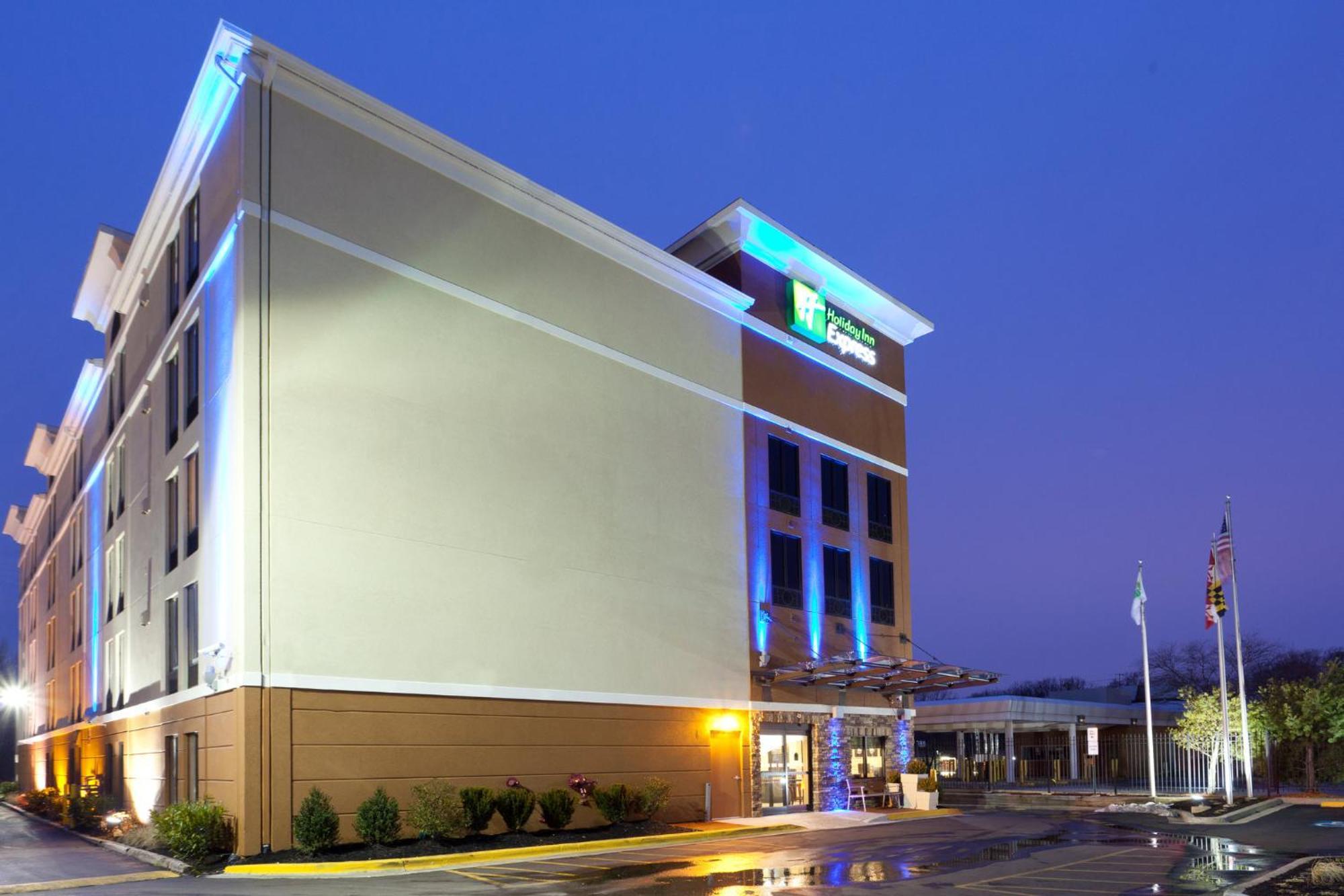 Holiday Inn Express Washington Dc-Bw Parkway By Ihg Hyattsville Exterior foto